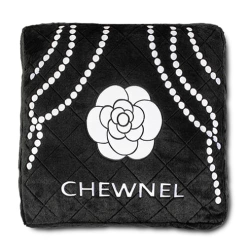 Chewnel Noir Dog Bed NEW ARRIVAL
