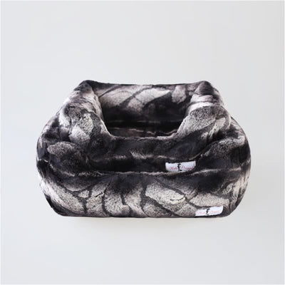 Chinchilla Deluxe Dog Bed